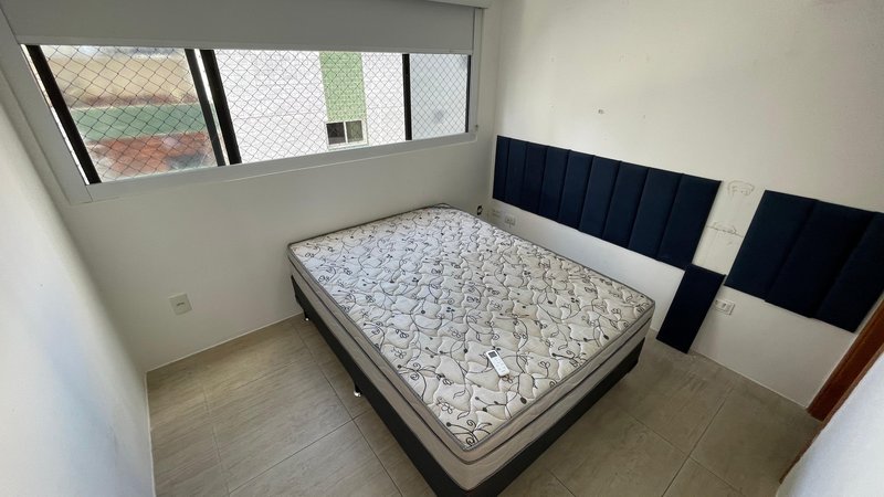 1 quarto (1 suíte com closet). sala e cozinha integradas. 1 banheiro social Rua Mamanguape Recife - 