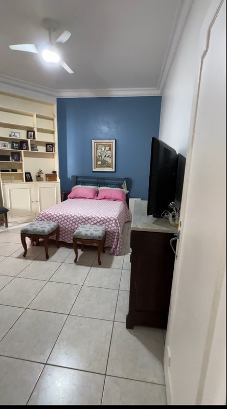 Duplex amplo em Copacabana – 230m², 4 quartos, 2 suítes  Rio de Janeiro - 
