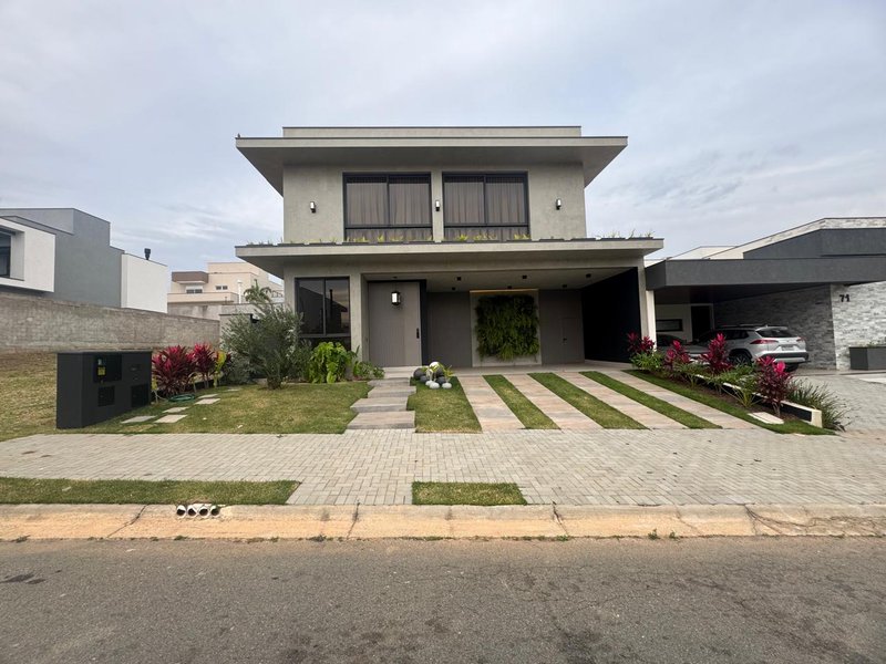  Sofisticado Sobrado no Condomínio Arborais – Alphaville Campinas Avenida Marcelo Fiolo Pupo de Campos Ferreira Campinas - 