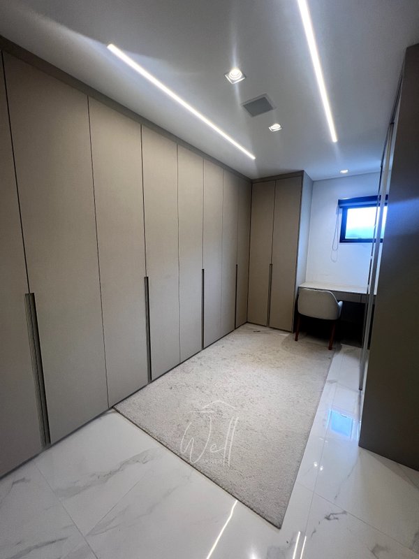 Mansão mobiliada de esquina  no Condomínio Swiss Park 561m2 - 05 suítes - 09 vagas Avenida Omar Daibert São Bernardo do Campo - 