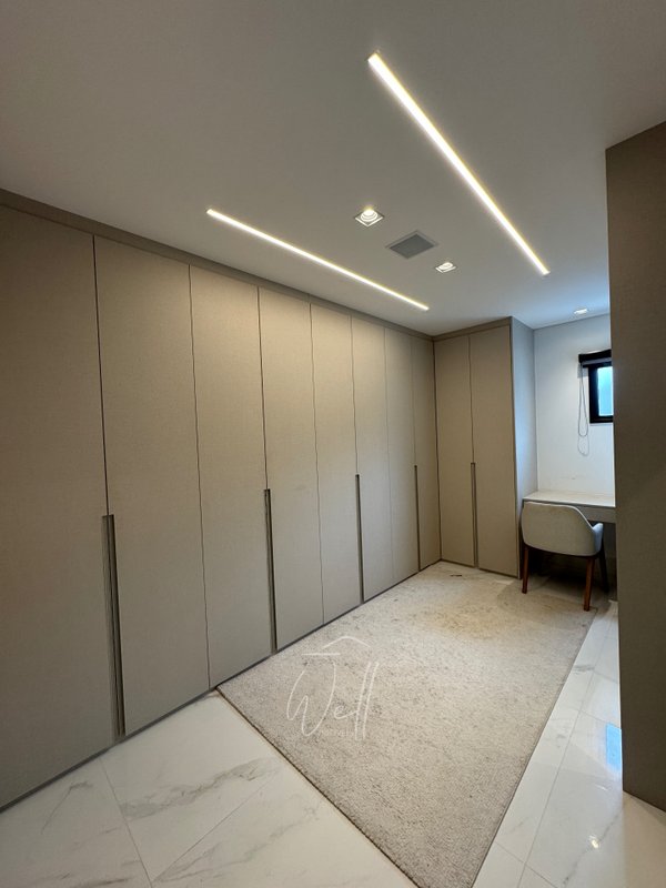 Mansão mobiliada de esquina  no Condomínio Swiss Park 561m2 - 05 suítes - 09 vagas Avenida Omar Daibert São Bernardo do Campo - 