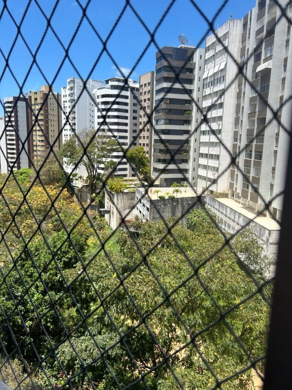 APARTAMENTO 3 QUARTOS 2 SUÍTES VARANDA NASCENTE GARAGEM ELEVADOR À VENDA NA GRAÇA! Avenida Princesa Leopoldina Salvador - 