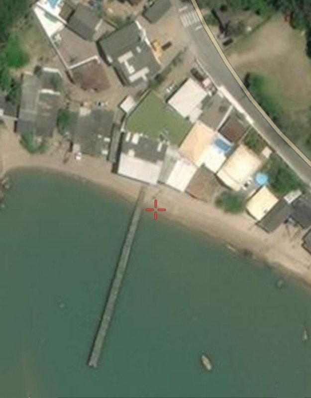 Prédio Comercial e Residencial na praia de Caieira do norte Governador Celso ramos SC Rua Nicolau moura de Carvalho  Governador Celso Ramos - 