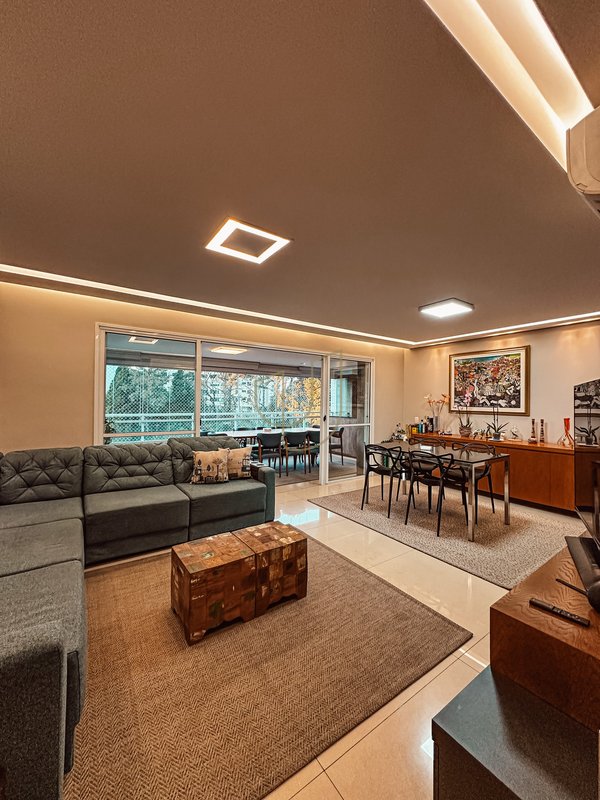 Apartamento com 3 Suítes no Grand Club Vila Ema Rua Francisco Ricci São José dos Campos - 