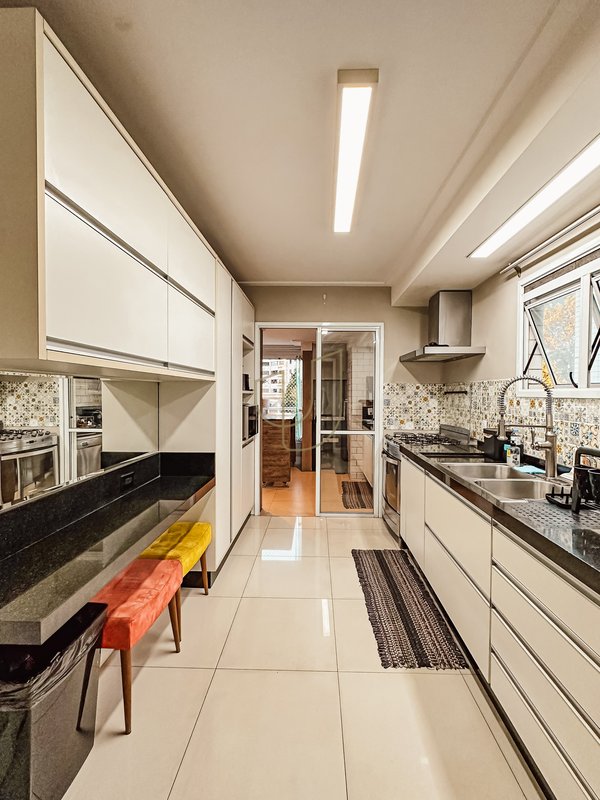 Apartamento com 3 Suítes no Grand Club Vila Ema Rua Francisco Ricci São José dos Campos - 