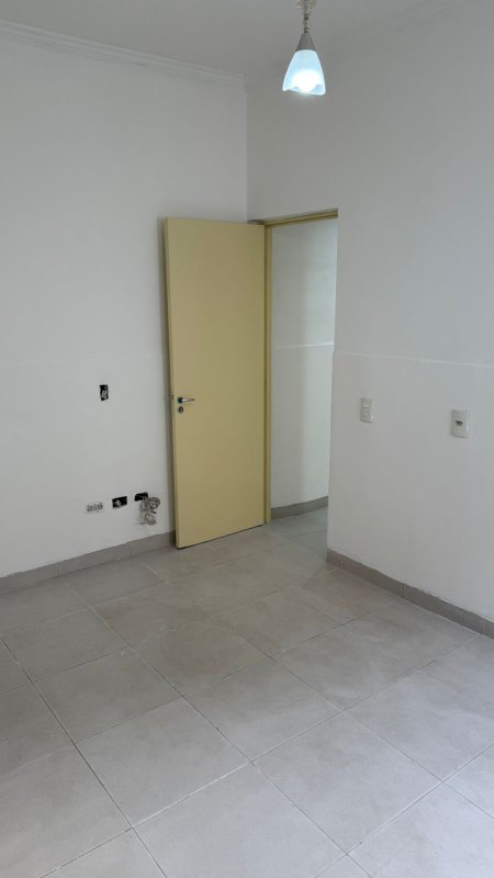 Casa Térrea para Locação – Vila Sônia | Praia Grande - SP Rua Pedro Batista Menezes Praia Grande - 