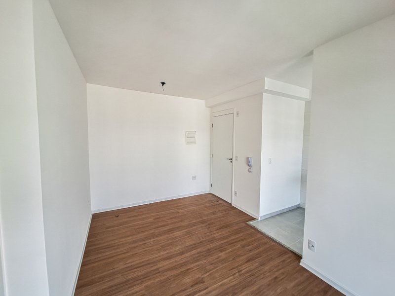 VENDO APARTAMENTO 45M2 - 2 QUARTOS - CONDOMÍNIO COMPLETO - NOVO! Rua Guaicurus São Paulo - 