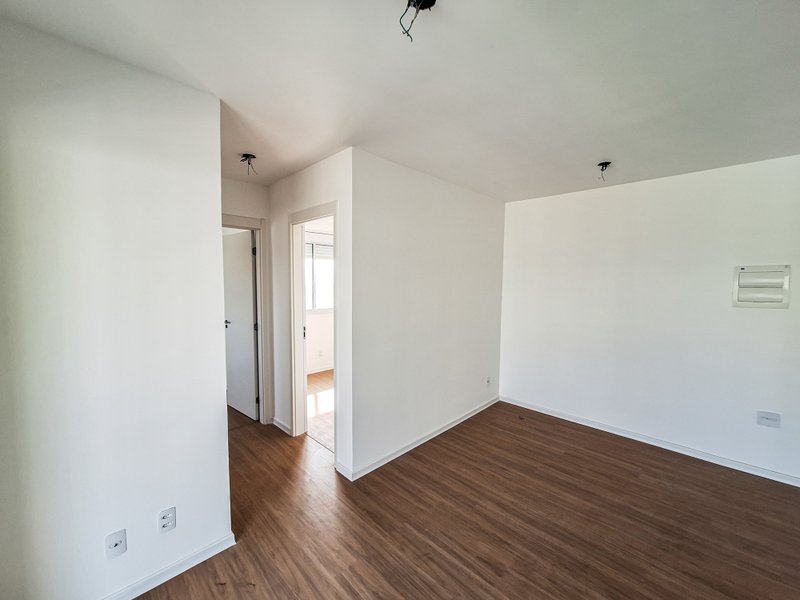 VENDO APARTAMENTO 45M2 - 2 QUARTOS - CONDOMÍNIO COMPLETO - NOVO! Rua Guaicurus São Paulo - 