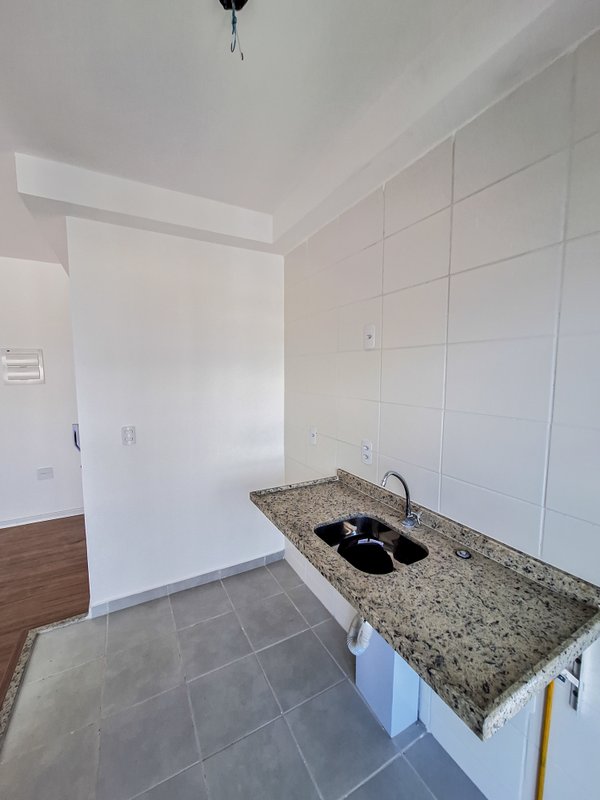 VENDO APARTAMENTO 45M2 - 2 QUARTOS - CONDOMÍNIO COMPLETO - NOVO! Rua Guaicurus São Paulo - 