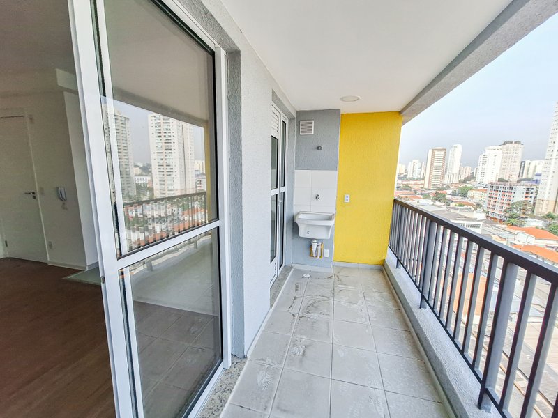 VENDO APARTAMENTO 45M2 - 2 QUARTOS - CONDOMÍNIO COMPLETO - NOVO! Rua Guaicurus São Paulo - 