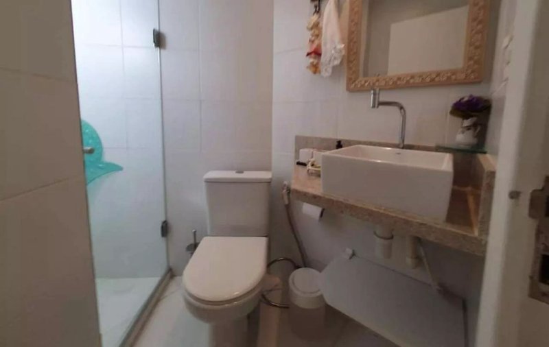 APARTAMENTO COBERTURA 3 QUARTOS 2 SUÍTES PISCINA 2 GARAGENS REFORMADO VENDA RIO VERMELHO! Rua Maragogipe Salvador - 