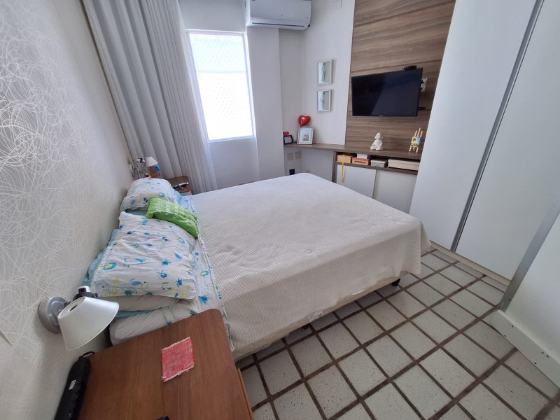 APARTAMENTO COBERTURA 3 QUARTOS 2 SUÍTES PISCINA 2 GARAGENS REFORMADO VENDA RIO VERMELHO! Rua Maragogipe Salvador - 
