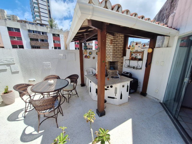 APARTAMENTO COBERTURA 3 QUARTOS 2 SUÍTES PISCINA 2 GARAGENS REFORMADO VENDA RIO VERMELHO! Rua Maragogipe Salvador - 