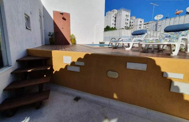 APARTAMENTO COBERTURA 3 QUARTOS 2 SUÍTES PISCINA 2 GARAGENS REFORMADO VENDA RIO VERMELHO! Rua Maragogipe Salvador - 