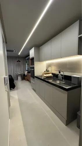 STUDIO MOBILIADO PARA LOCAÇÃO EM ONDINA FINAMENTE DECORADO COM INFRAESTRUTURA  ANDAR ALTO Avenida Oceânica Salvador - 