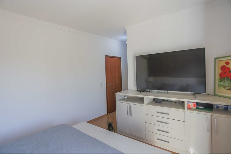 Casa à VENDA - 222m - R$ 1.220.000 - 3 Suites - Cond. Villa dos Inglezes - Sorocaba SP Rua Bruno Biagioni Sorocaba - 