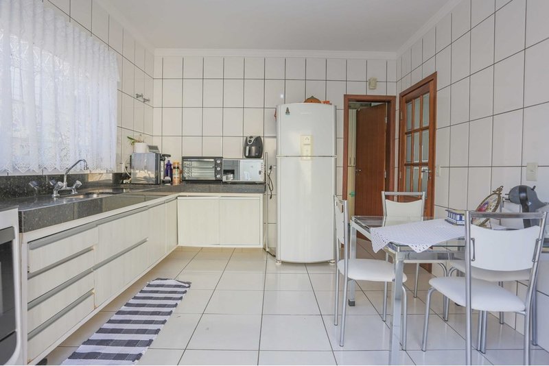 Casa à VENDA - 222m - R$ 1.220.000 - 3 Suites - Cond. Villa dos Inglezes - Sorocaba SP Rua Bruno Biagioni Sorocaba - 