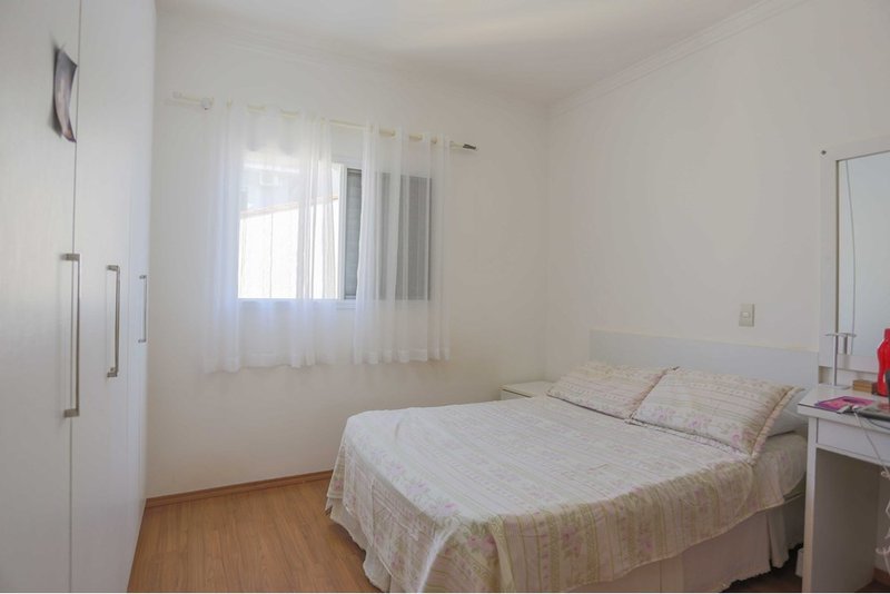 Casa à VENDA - 222m - R$ 1.220.000 - 3 Suites - Cond. Villa dos Inglezes - Sorocaba SP Rua Bruno Biagioni Sorocaba - 