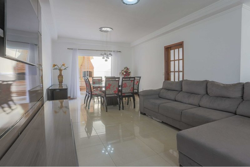 Casa à VENDA - 222m - R$ 1.220.000 - 3 Suites - Cond. Villa dos Inglezes - Sorocaba SP Rua Bruno Biagioni Sorocaba - 