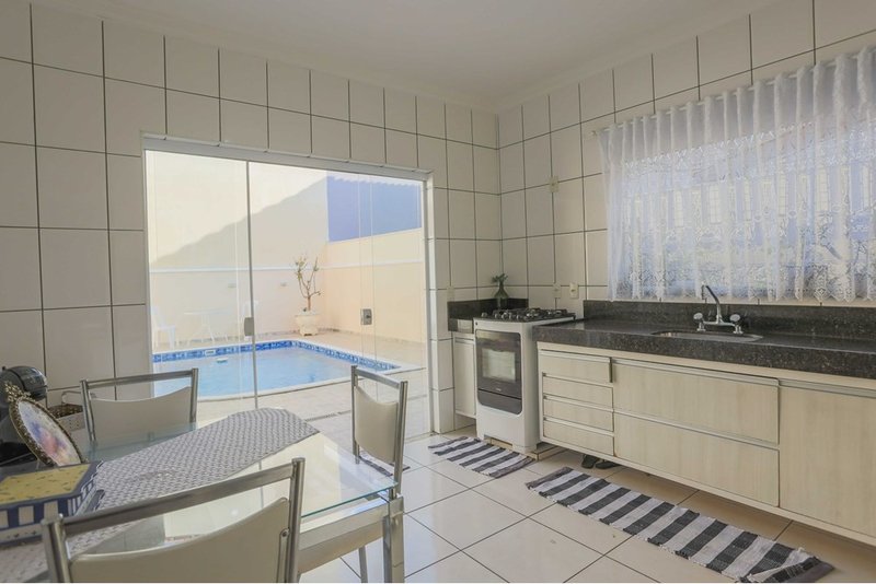 Casa à VENDA - 222m - R$ 1.220.000 - 3 Suites - Cond. Villa dos Inglezes - Sorocaba SP Rua Bruno Biagioni Sorocaba - 