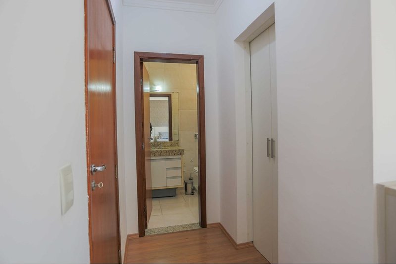 Casa à VENDA - 222m - R$ 1.220.000 - 3 Suites - Cond. Villa dos Inglezes - Sorocaba SP Rua Bruno Biagioni Sorocaba - 