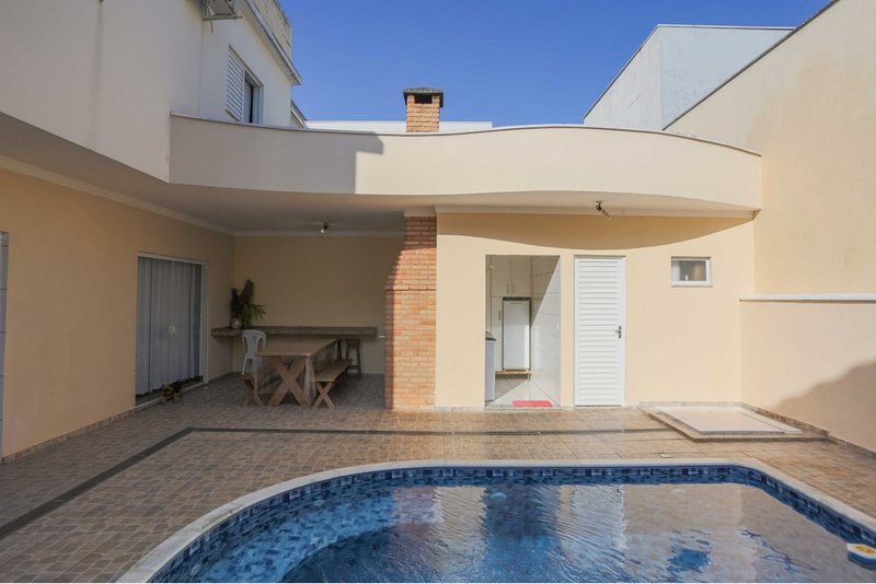 Casa à VENDA - 222m - R$ 1.220.000 - 3 Suites - Cond. Villa dos Inglezes - Sorocaba SP Rua Bruno Biagioni Sorocaba - 