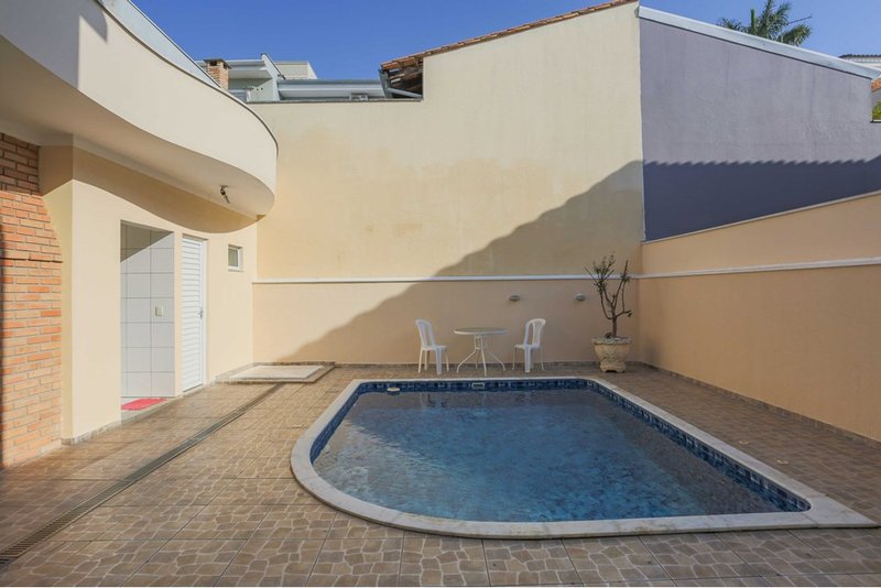Casa à VENDA - 222m - R$ 1.220.000 - 3 Suites - Cond. Villa dos Inglezes - Sorocaba SP Rua Bruno Biagioni Sorocaba - 
