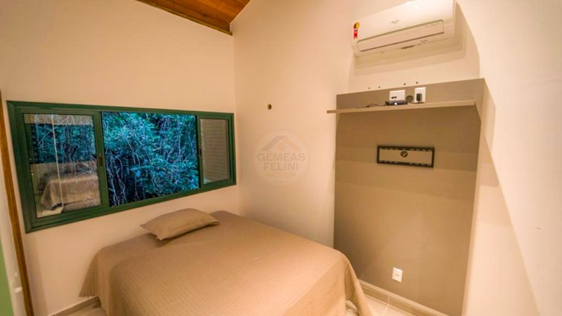 Casa em Condomínio em Barra do Una - À VENDA  São Sebastião - 