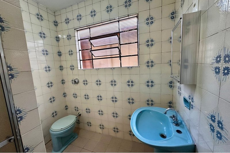 Casa à venda - 114m - R$ 330.000 - 2 Dorm. e área gourmet - Vila Hortência em Sorocaba SP Rua Fernão Salles Sorocaba - 