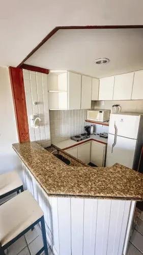 APARTAMENTO QUARTO E SALA VARANDA ELEVADOR PISCINA ACADEMIA GARAGEM VENDA EM ONDINA!!! Avenida Oceânica Salvador - 