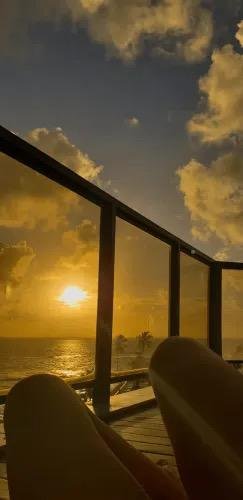 APARTAMENTO QUARTO E SALA VARANDA ELEVADOR PISCINA ACADEMIA GARAGEM VENDA EM ONDINA!!! Avenida Oceânica Salvador - 