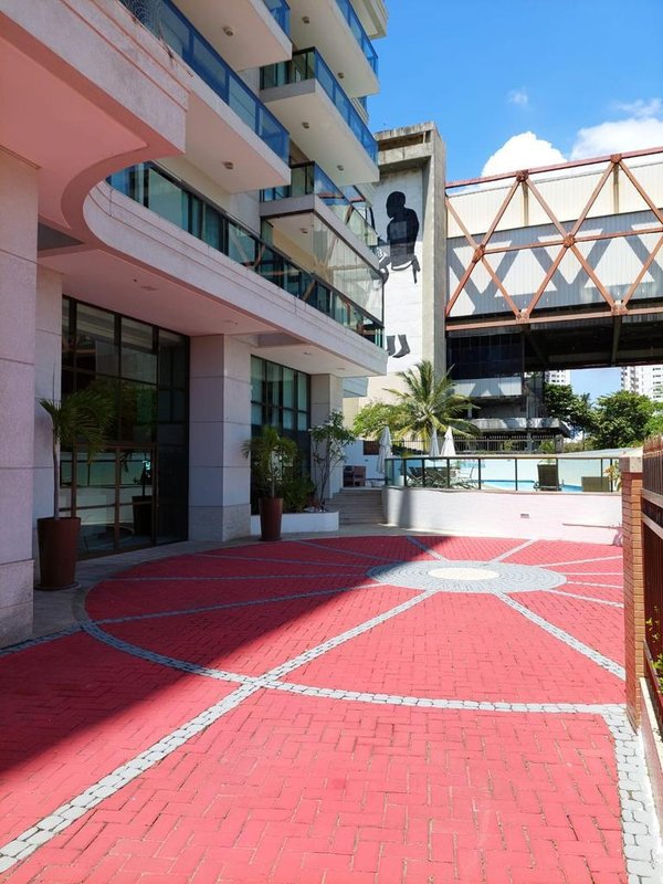 APARTAMENTO QUARTO E SALA VARANDA NASCENTE GARAGEM ELEVADOR PISCINA ACADEM À VENDA ARMAÇÃO Rua Anquises Reis Salvador - 