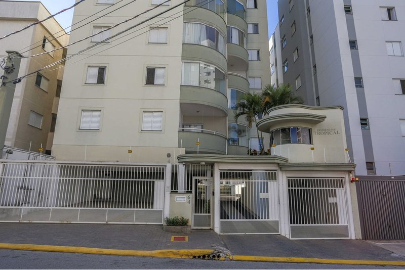 Apartamento à venda, 78m - 2 Dorm. 1 Suite - R$ 460.000 - Residencial Tropical - Sorocaba Rua Francisco Rodrigues Sorocaba - 