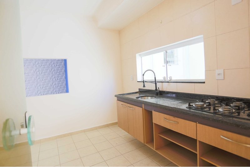 Apartamento à venda, 78m - 2 Dorm. 1 Suite - R$ 460.000 - Residencial Tropical - Sorocaba Rua Francisco Rodrigues Sorocaba - 