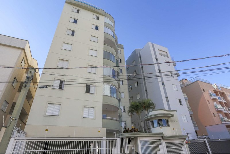 Apartamento à venda, 78m - 2 Dorm. 1 Suite - R$ 460.000 - Residencial Tropical - Sorocaba Rua Francisco Rodrigues Sorocaba - 