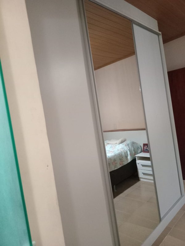 Casa à venda com 2 suítes há apenas 150 Mtrs da Praia de Jauá Rua Rio de Janeiro Camaçari - 