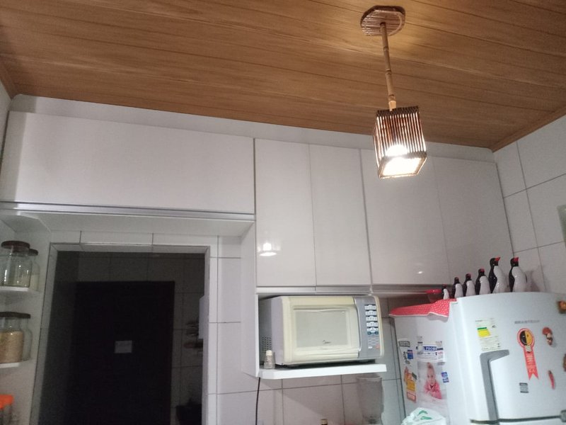 Casa à venda com 2 suítes há apenas 150 Mtrs da Praia de Jauá Rua Rio de Janeiro Camaçari - 