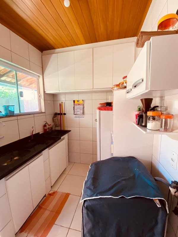 Casa à venda com 2 suítes há apenas 150 Mtrs da Praia de Jauá Rua Rio de Janeiro Camaçari - 