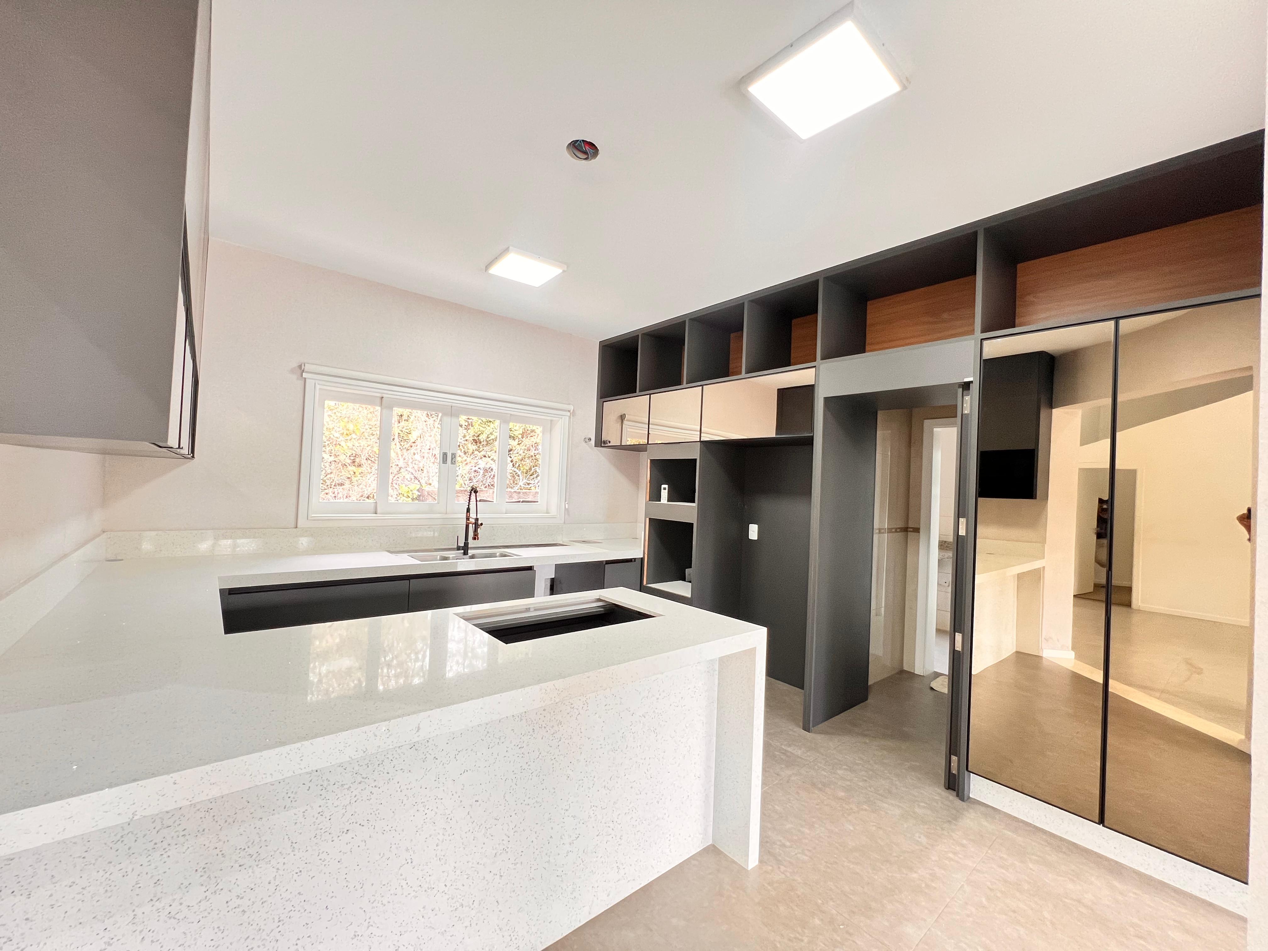 Casa com 4 dormit&oacute;rios &agrave; venda,479m&sup2; - Condom&iacute;nio Lago Azul Golf Clube - Ara&ccedil;oiaba - SP Rodovia Raposo Tavares Araçoiaba da Serra - 