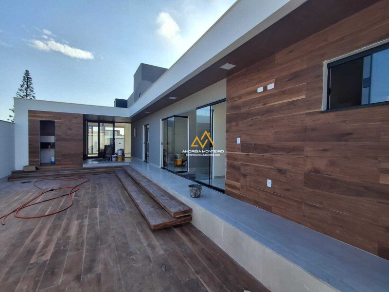 Casa à Venda com 3 quartos, 131m² a partir de R$ 875.000- Jd Atlantico leste Itaipuaçu  Maricá - 