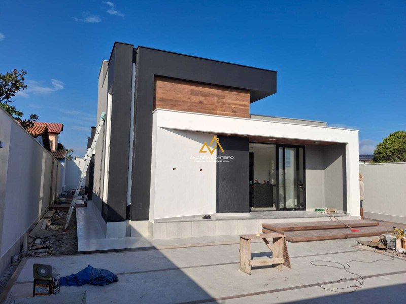 Casa à Venda com 3 quartos, 131m² a partir de R$ 875.000- Jd Atlantico leste Itaipuaçu  Maricá - 
