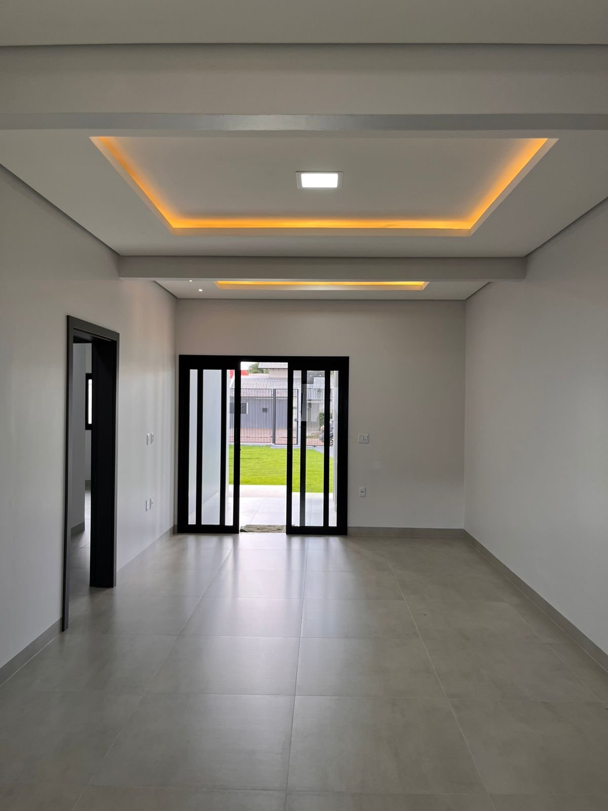 Casa à venda com 3 quartos, 264m² - Foto 8
