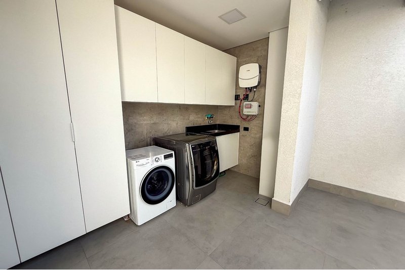 Casa à VENDA, 787m - 5 Suites - R$ 7.950.000 - Condomínio Saint Patrick - Sorocaba - SP Alameda Le Mans Sorocaba - 