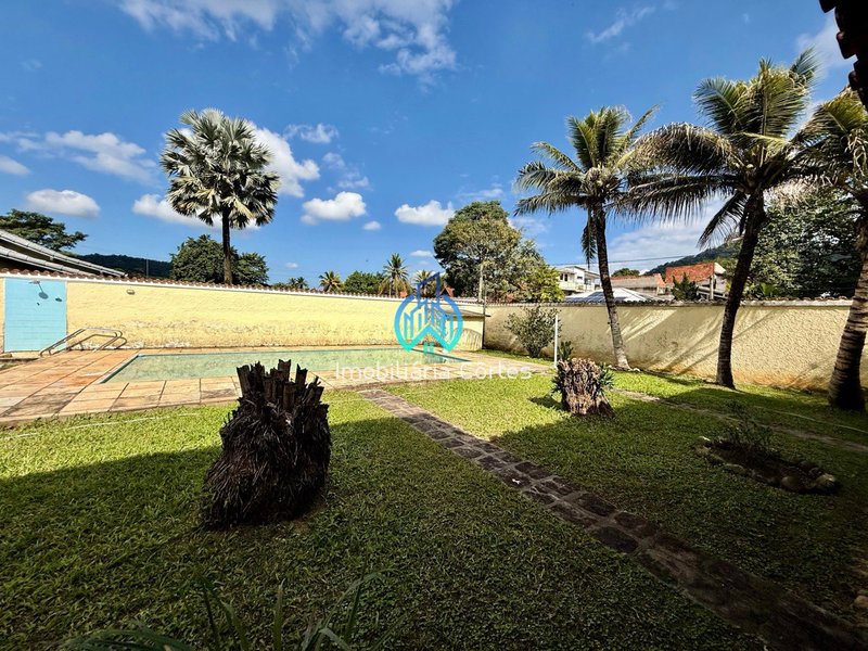 🏡 Terreno à Venda com Área Gourmet e Piscina  💰 Valor: R$ 350.000,00 Avenida Dedo de Deus Guapimirim - 