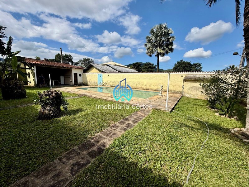 🏡 Terreno à Venda com Área Gourmet e Piscina  💰 Valor: R$ 350.000,00 Avenida Dedo de Deus Guapimirim - 
