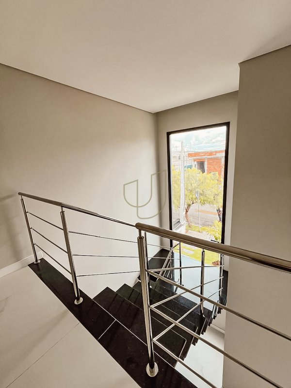 Casa com 3 Dormitórios no Reserva Rudá Avenida Robson Custódio Machado São José dos Campos - 