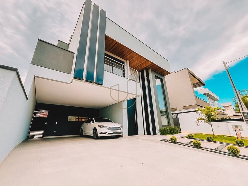 Casa com 3 Dormitórios no Reserva Rudá Avenida Robson Custódio Machado São José dos Campos - 