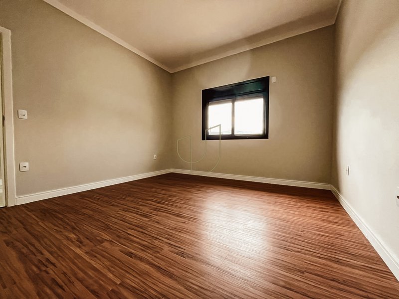 Casa com 3 Dormitórios no Reserva Rudá Avenida Robson Custódio Machado São José dos Campos - 