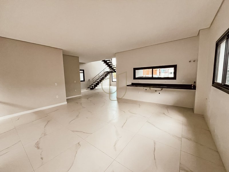Casa com 3 Dormitórios no Reserva Rudá Avenida Robson Custódio Machado São José dos Campos - 