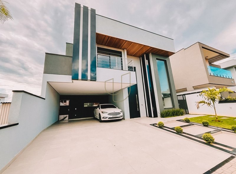 Casa com 3 Dormitórios no Reserva Rudá Avenida Robson Custódio Machado São José dos Campos - 